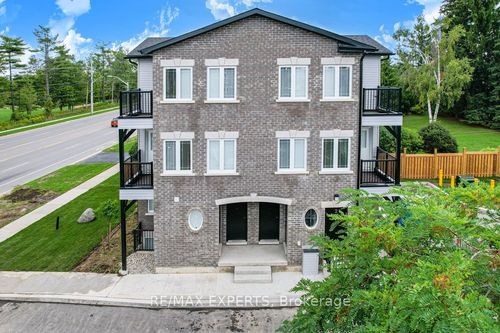 426 Veterans Dr, Barrie, ON, L4N9J5 | Card Image