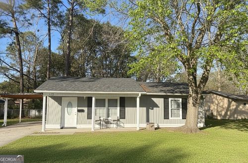109 Pointe South Dr, Hinesville, GA, 31313-4909 | Card Image