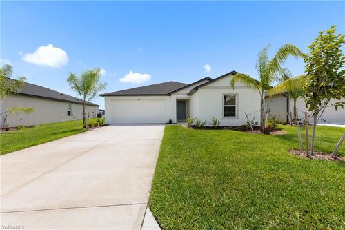 17627 Paradiso Way, North Fort Myers, FL, 33917-2253 | Card Image