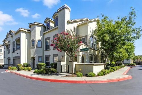 5533 Tares Cir, Elk Grove, CA, 95757-4363 | Card Image