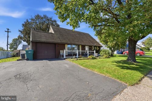117 Heartwood Road, LEVITTOWN, PA, 19056 | Card Image