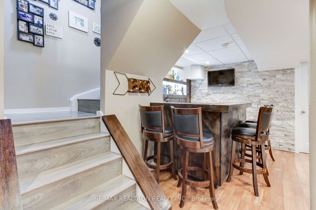 169 King St, House other with 4 bedrooms, 3 bathrooms and 6 parking in Mount Albert ON | Image 27