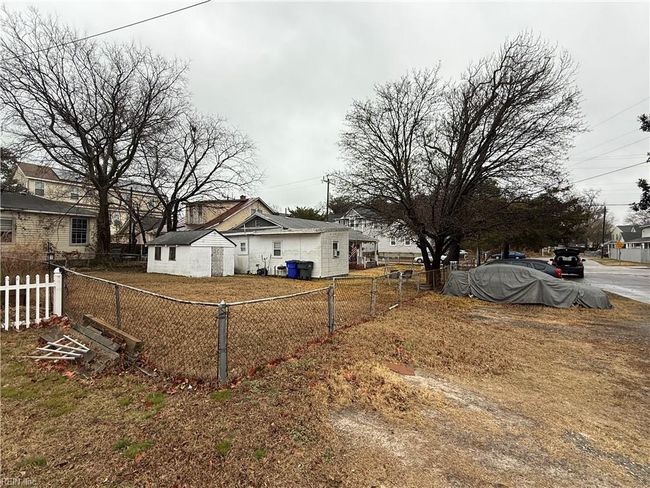9603 Chesapeake St, House other with 3 bedrooms, 2 bathrooms and null parking in Norfolk VA | Image 7