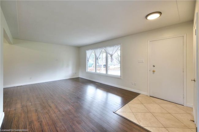 33 Golf Course Rd, House other with 3 bedrooms, 1 bathrooms and 6 parking in Conestogo ON | Image 37
