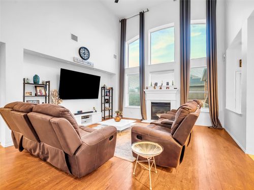 5300 Sunnyway Dr, Fort Worth, TX, 76123-1998 | Card Image