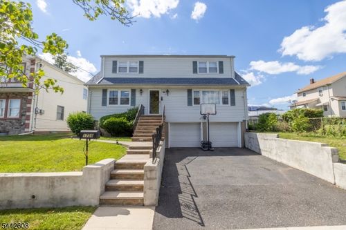 1758 Kenneth Ave, Union, NJ, 07083-5118 | Card Image