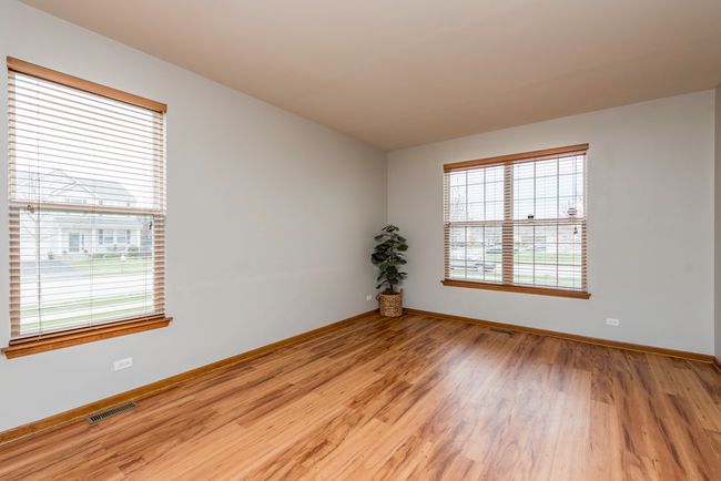 39251 Crofton Ln, House other with 4 bedrooms, 4 bathrooms and 2 parking in Beach Park IL | Image 6