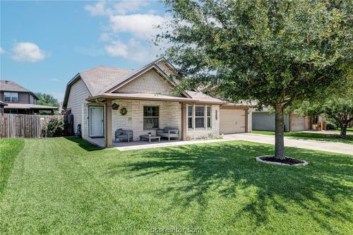 208 Boulder Dr, Navasota, TX, 77868-3760 | Card Image