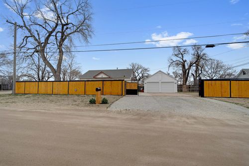 400 N Baehr St, Wichita, KS, 67212 | Card Image