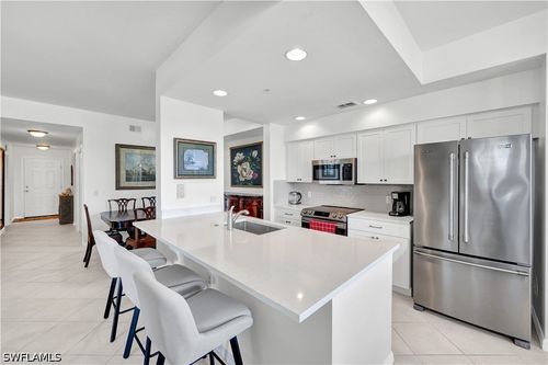 427-16615 Lake Circle Dr, Fort Myers, FL, 33908-5729 | Card Image