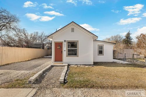 537 1st W, Ririe, ID, 83443-7745 | Card Image