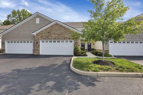 6220 Albany Brooke Dr, Westerville, OH, 43081-7132 | Card Image