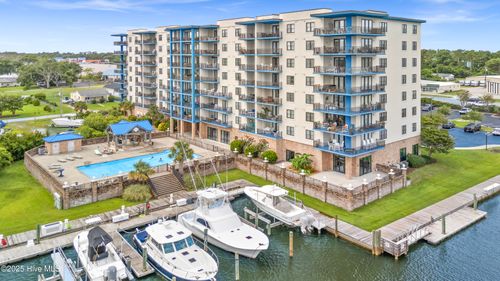 unit-609-4425 Arendell St, Morehead City, NC, 28557-2285 | Card Image