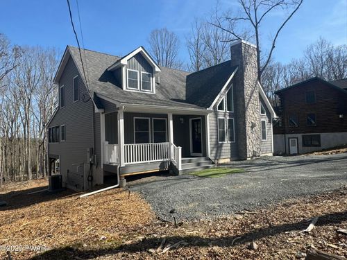 2941 S Fairway Dr, LAKE ARIEL, PA, 18436 | Card Image