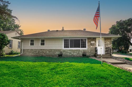 1243 Oakdale Ave, West Saint Paul, MN, 55118-2614 | Card Image