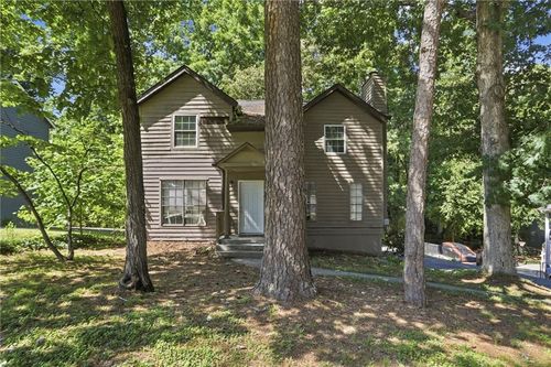 3848 Valley Brook Rd, Snellville, GA, 30039-4281 | Card Image
