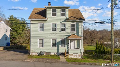 27 Botsford St, Meriden, CT, 06451-2961 | Card Image