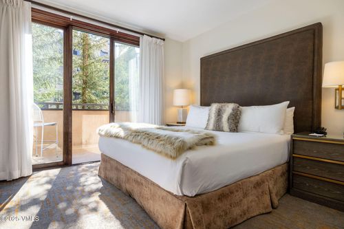 211-26 Avondale Ln, Beaver Creek, CO, 81620-5378 | Card Image