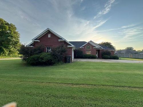 153 Mandi Dr, Saltillo, MS, 38866-8740 | Card Image