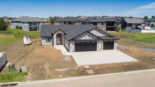 4420 Marsh Hawk Dr, Bismarck, ND, 58503-3207 | Card Image