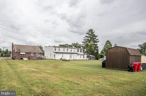 425 Center St, STOWE, PA, 19464-6713 | Card Image