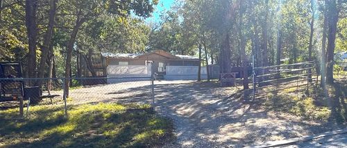147 Alum Creek Dr, Cedar Creek, TX, 78612-4806 | Card Image