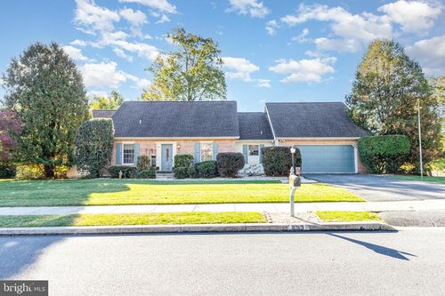 4113 Continental Dr, HARRISBURG, PA, 17112-1078 | Card Image