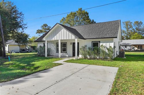 205 Spruce Lane, Daisetta, TX, 77533 | Card Image