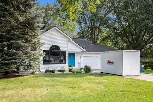 3828 Cook Ct Sw, Wyoming, MI, 49519-3676 | Card Image