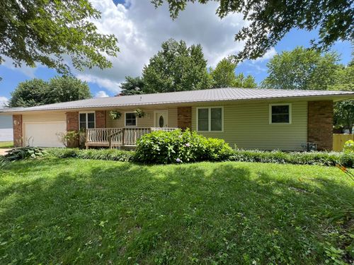 1102 Sunset Dr, Mountain Grove, MO, 65711-1235 | Card Image