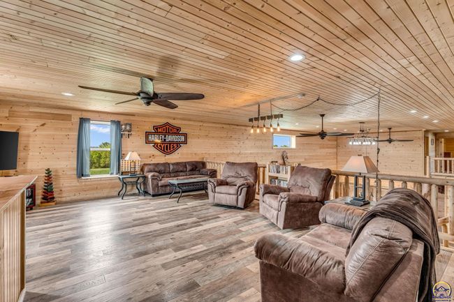 14426 110 Th St, House other with 5 bedrooms, 3 bathrooms and null parking in Oskaloosa KS | Image 35