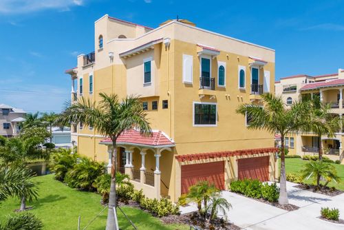 1450 Silvia Shores Dr, APOLLO BEACH, FL, 33572-3075 | Card Image