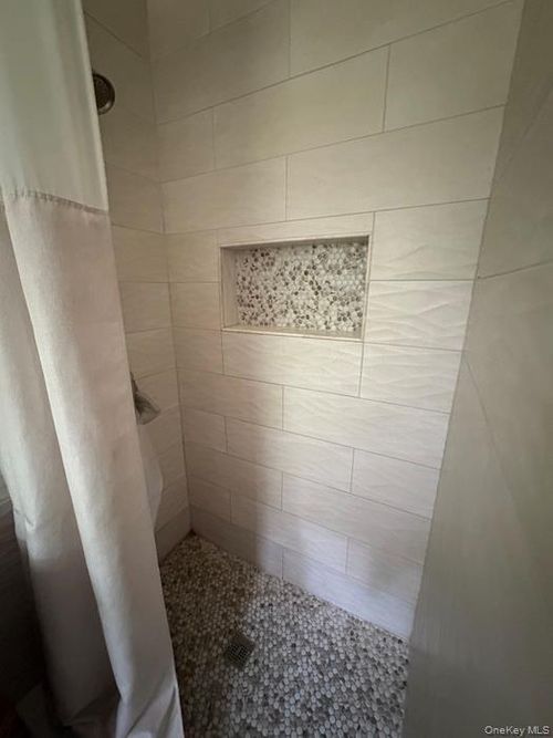 98 Soundview Dr, Port Jefferson, NY, 11777-1148 | Card Image