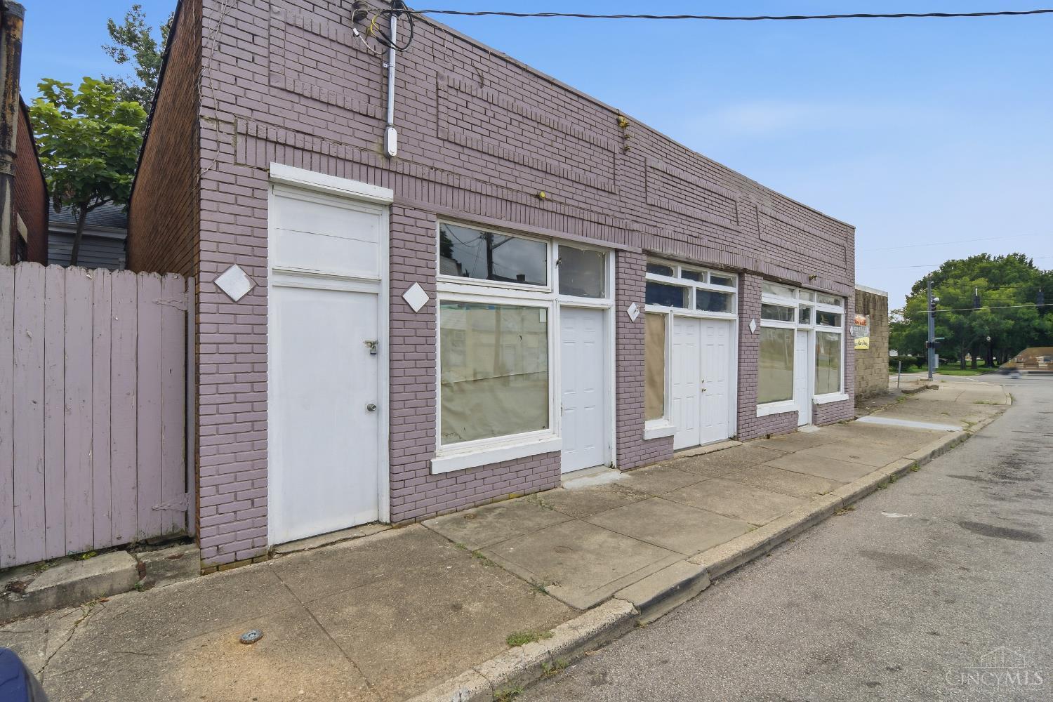 Commercial Sale in Norwood 2