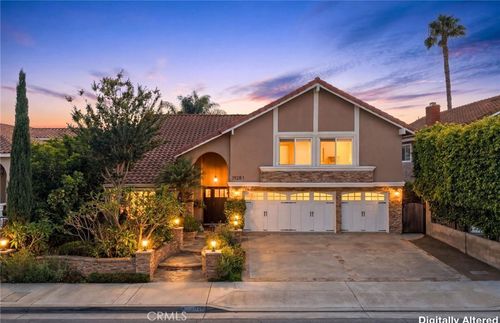 19281 Coralwood Ln, Huntington Beach, CA, 92646-2623 | Card Image