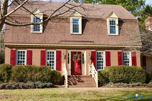 205 Richard Brewster, Williamsburg, VA, 23185-6533 | Card Image