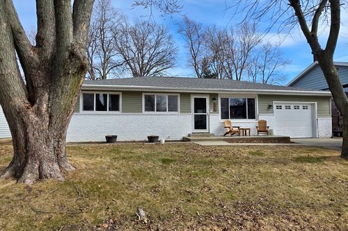 122 S Evergreen Lane, Bloomington, IL, 61701 | Card Image