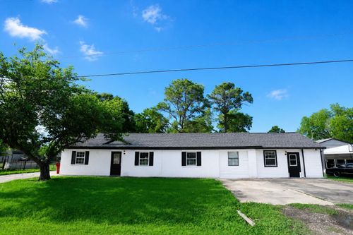 1117 County Road 515, Brazoria, TX, 77422-8024 | Card Image