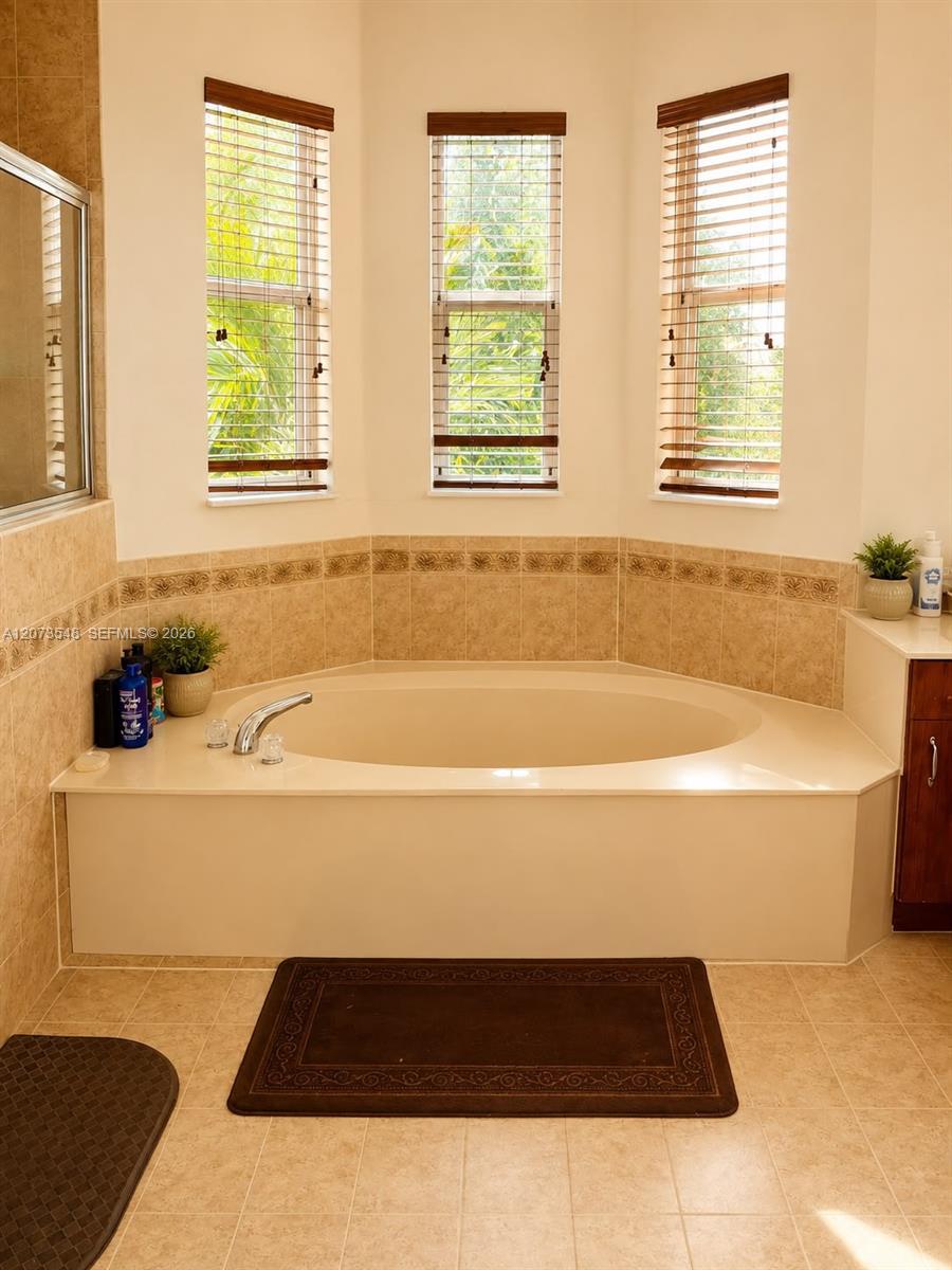 Residential Lease in Miami 5