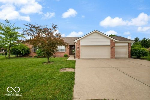 2407 Prestwick Ct, Lebanon, IN, 46052-4112 | Card Image