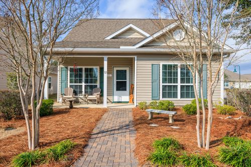 12 Cornelia St, Freeport, FL, 32439-7630 | Card Image