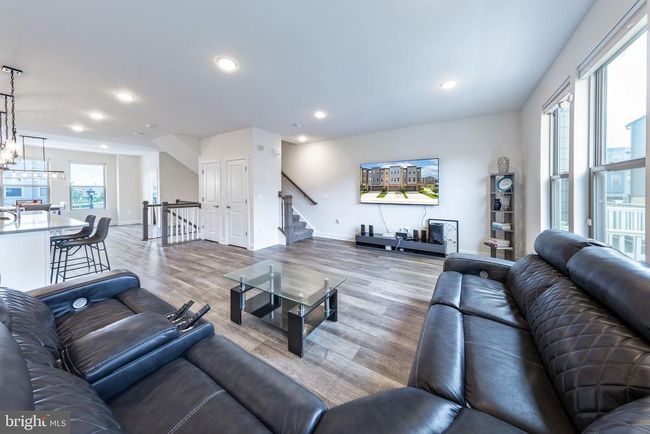 10567 Ratcliffe Trl, Townhouse with 3 bedrooms, 4 bathrooms and null parking in MANASSAS VA | Image 6