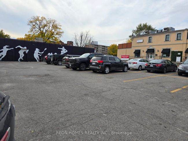 201 Dundas St W, Home with 0 bedrooms, 0 bathrooms and null parking in Whitby ON | Image 6