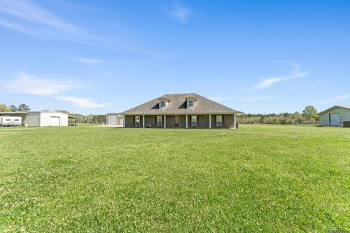 16040 Blackwater Rd, Zachary, LA, 70791-8759 | Card Image