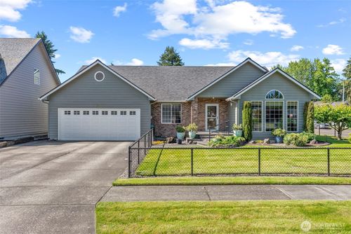 2951 Premiere Pl, Longview, WA, 98632-4377 | Card Image