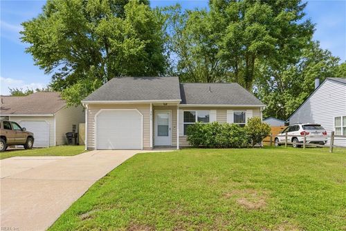 3813 Broadleaf Ct, Virginia Beach, VA, 23453-2135 | Card Image