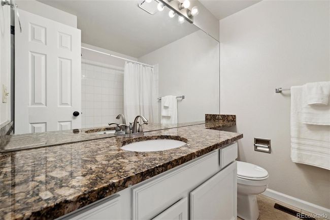 993 S Fairplay St, Townhouse with 4 bedrooms, 4 bathrooms and 2 parking in Aurora CO | Image 32