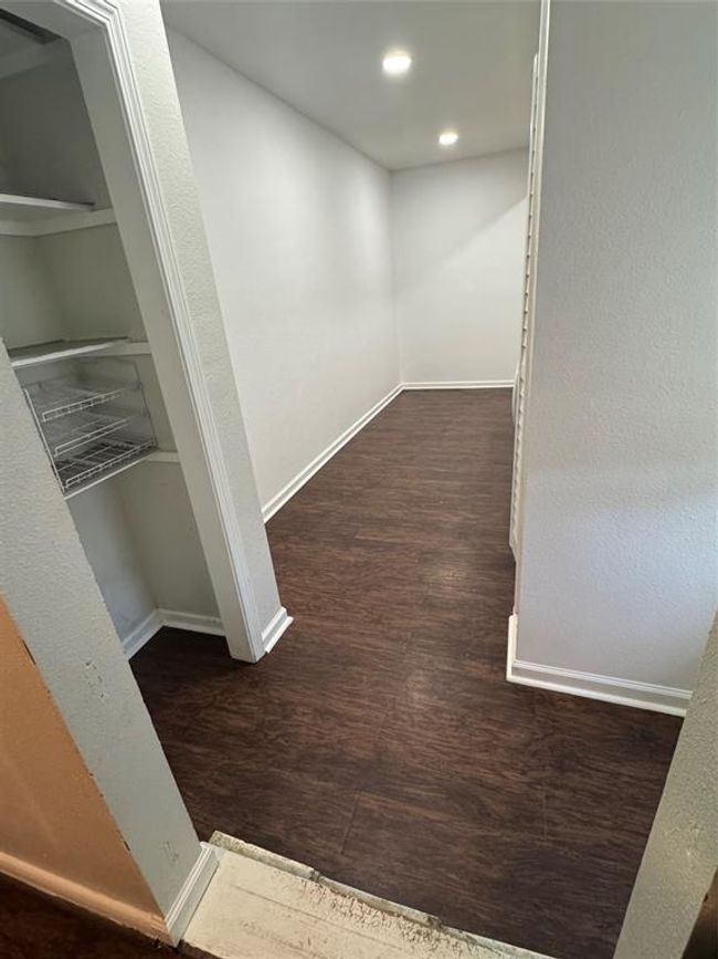 209 W 8 Th St, House other with 3 bedrooms, 1 bathrooms and null parking in Deer Park TX | Image 5
