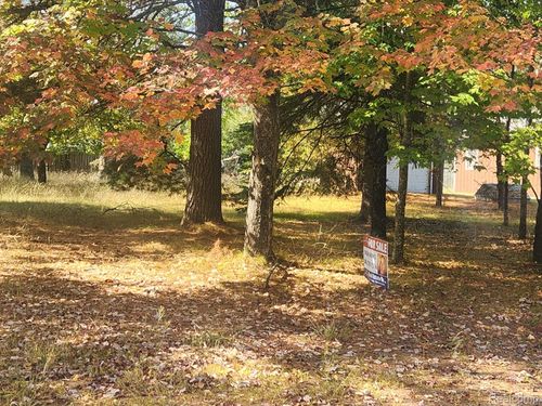 000 Kelly Marie Ct, Saint Helen, MI, 48656 | Card Image