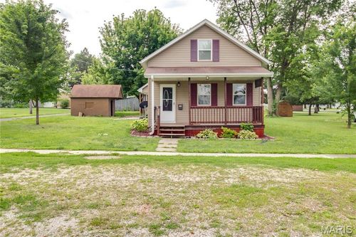 821 Locust St, Carrollton, IL, 62016-1225 | Card Image
